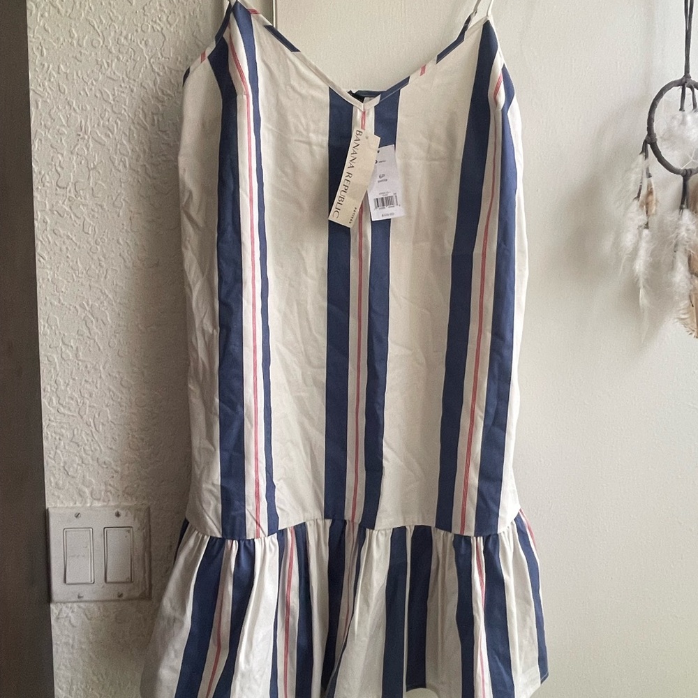 Banana Republic Blue and White Sleeveless Sundress - Picture 2 of 5